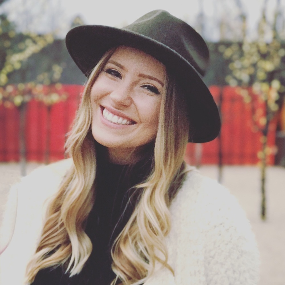 Meet your Posher, Halie